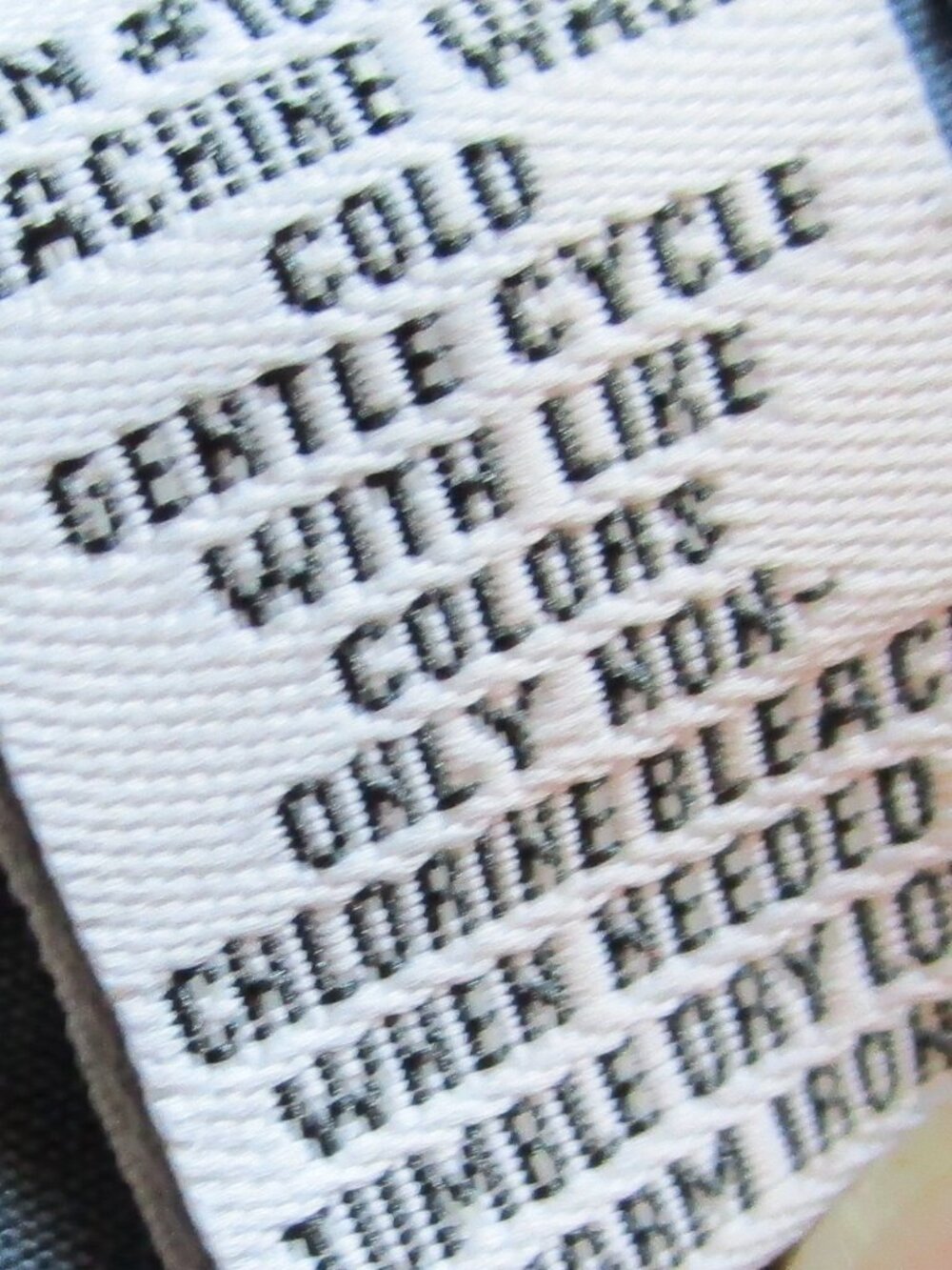 Green Capris size XL, 22" inseam, Columbia quickdry UPF protection. - Picture 6 of 15